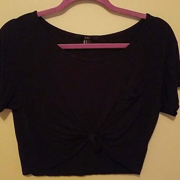 Black crop tops - Picture 4 of 4